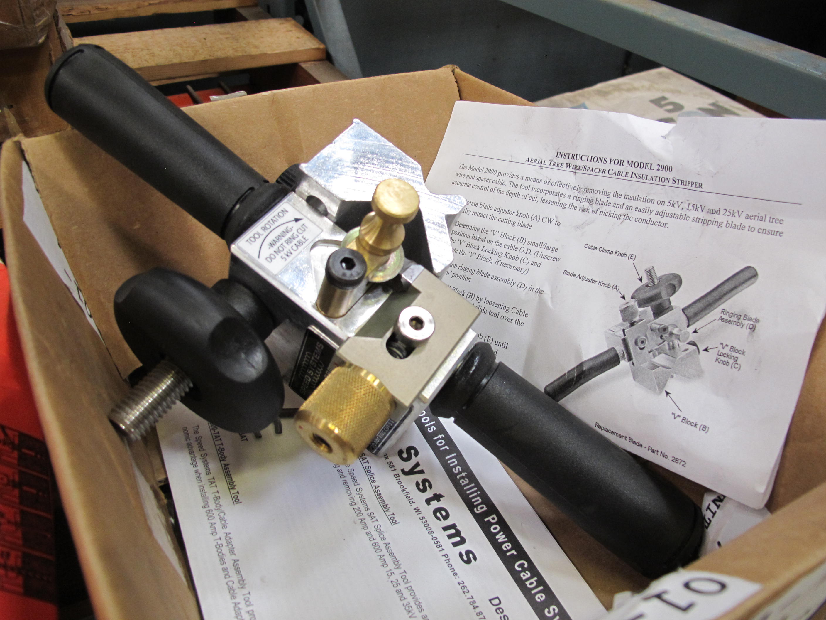 LOT TO INCLUDE: (2) RIDGID TUBING BENDERS, MODE# 397, (3) HILTI ANCHOR BOLTS, 3/4" DIA 7"LEN, (1) TOOL,INSULATION STRIPPER,AERIAL TREE WIRE/SPACER CABLE AND MID-SPAN TYPE KIND,5, 15, 25, 35 KV TREE WIRE AND SPACER CABLE SIZE INSULATION STRIPPER - AERIAL TREE WIRE/SPACER CABLE END AND MID-SPAN STRIPPER ON 5 KV, 15KV, 25KV, 35 KV TREE WIRE AND SPACER CABLE, MISC, TUBING AND COUPLINGS. LOADING & HANDLING FEE $15-4538